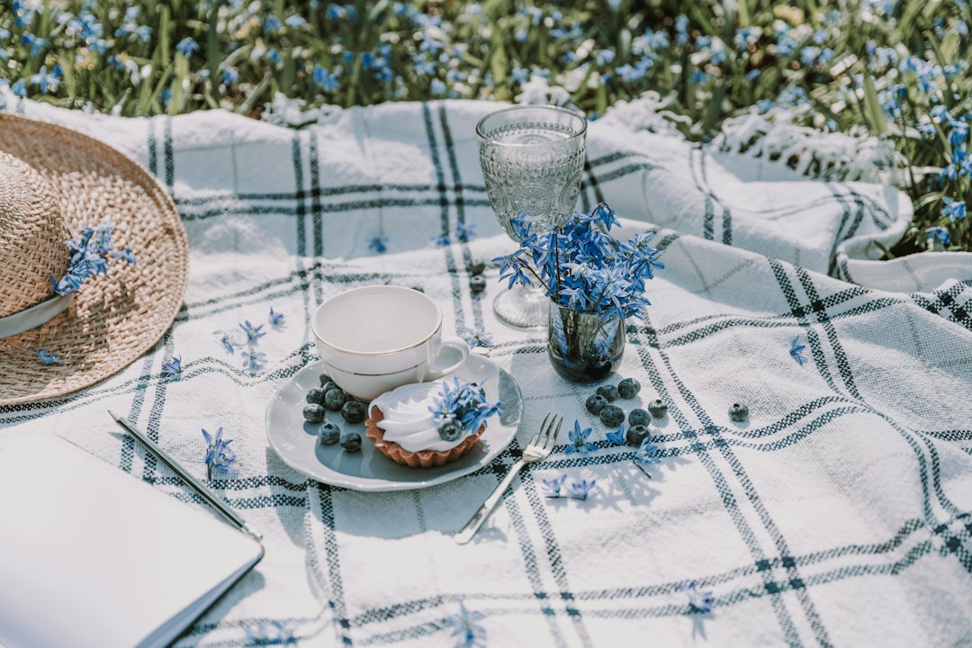 Jak se obléct na piknik: Stylově a pohodlně!